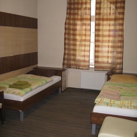 Dom Studencki Akademia Muzyczna Hostel Красков Екстериор снимка